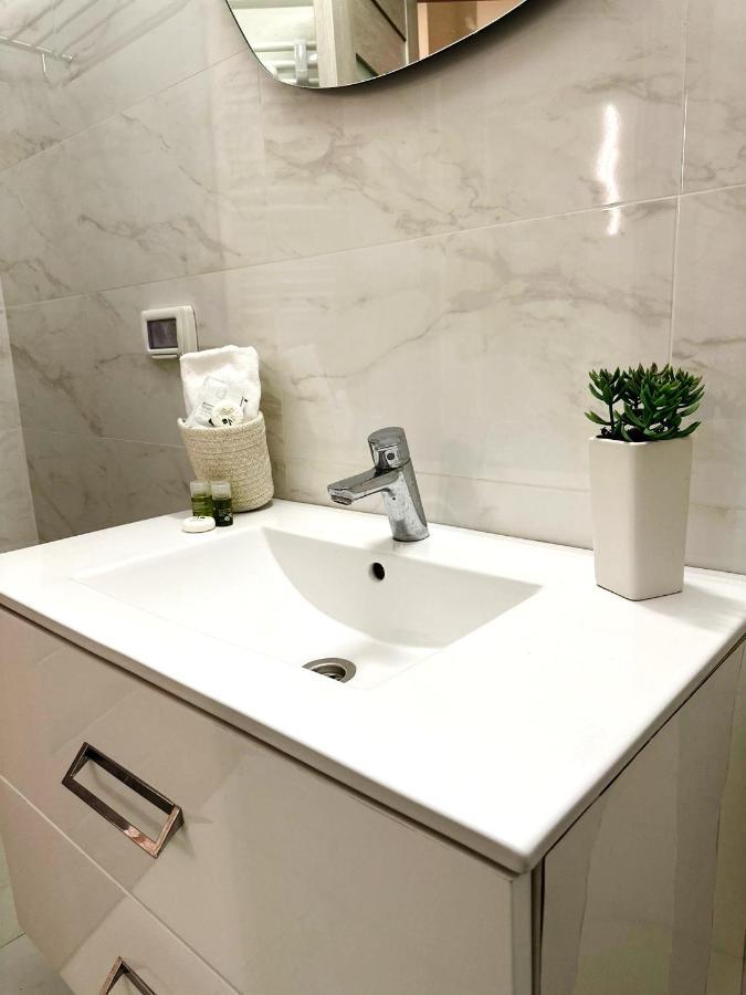 Victory Luxury Apartments Западен Ефорие Екстериор снимка